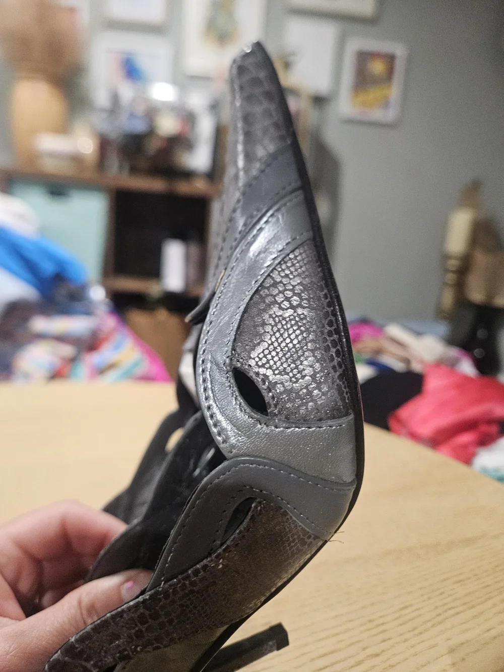 NWT SKY Spain Leather Cutout Snake Embossed Heels Pointed Toe 7.5